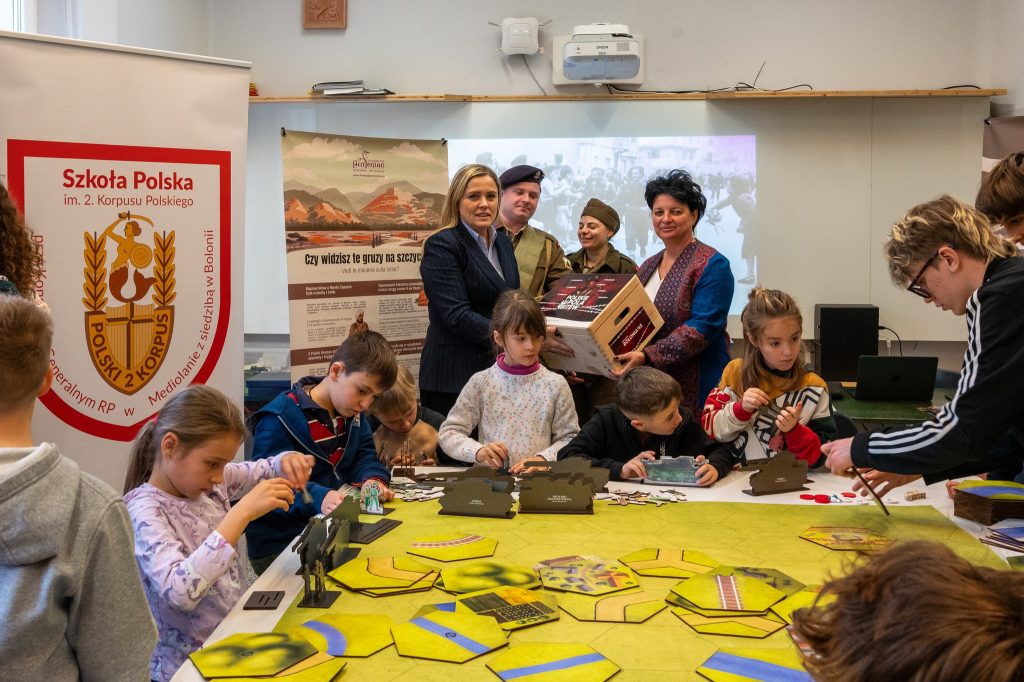 ,, Polskie pola bitew – cała szkoła projektuje grę .”