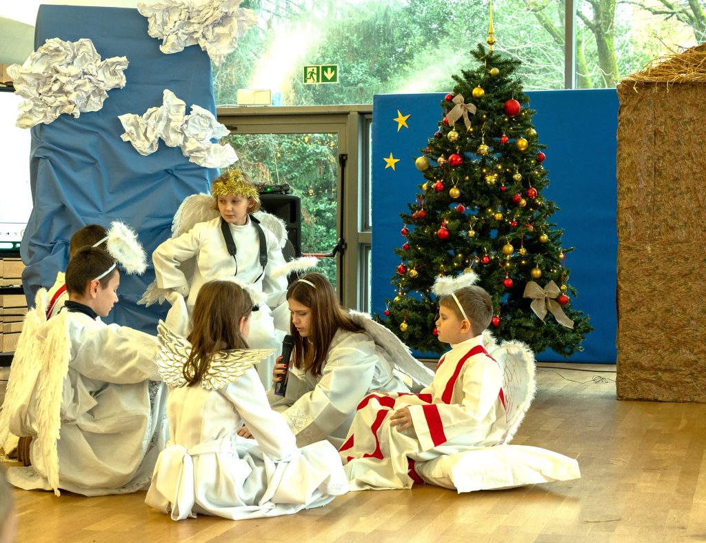 Boże Narodzenie 2025 Zwycięstwo Dobra i Świąteczna Wspólnota